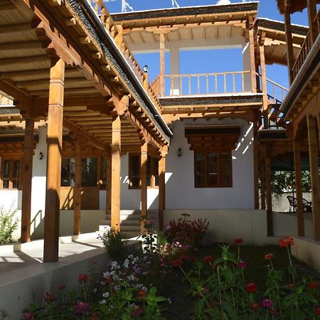 Lha-Ri-Sa Resort Leh Dış mekan fotoğraf
